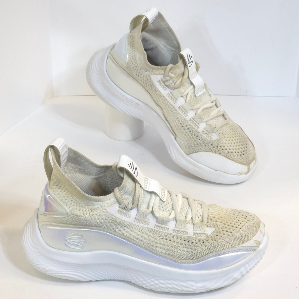Under Armour Curry Flow‎ 9 Iridiscent Running Shoes Athletic Sneakers Youth 4.5Y